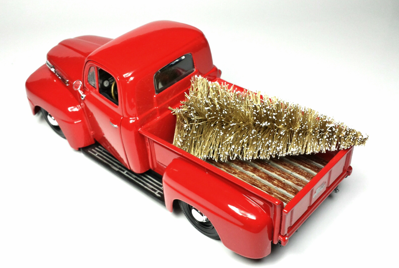 Illustration for article titled Ford Friday: 1948 F1 Christmas Edition
